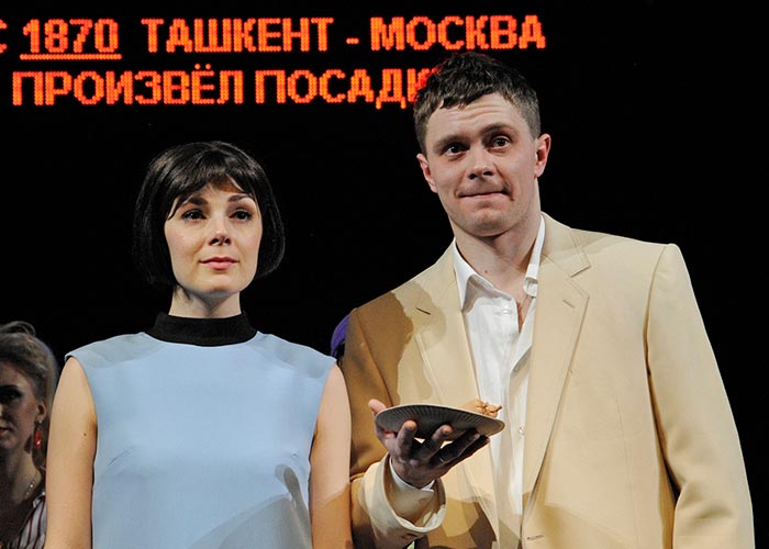 Муж и жена снимут комнату